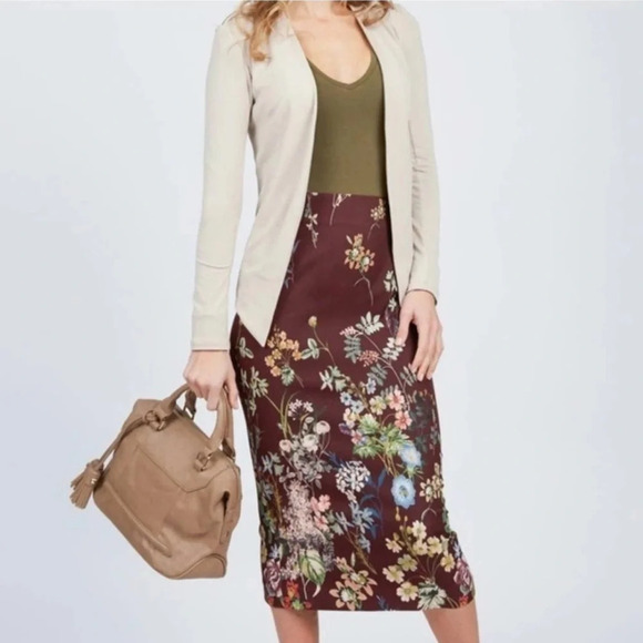 NWT ZARA Burgundy Floral Bouquet Fall Pencil Skirt - Picture 1 of 14